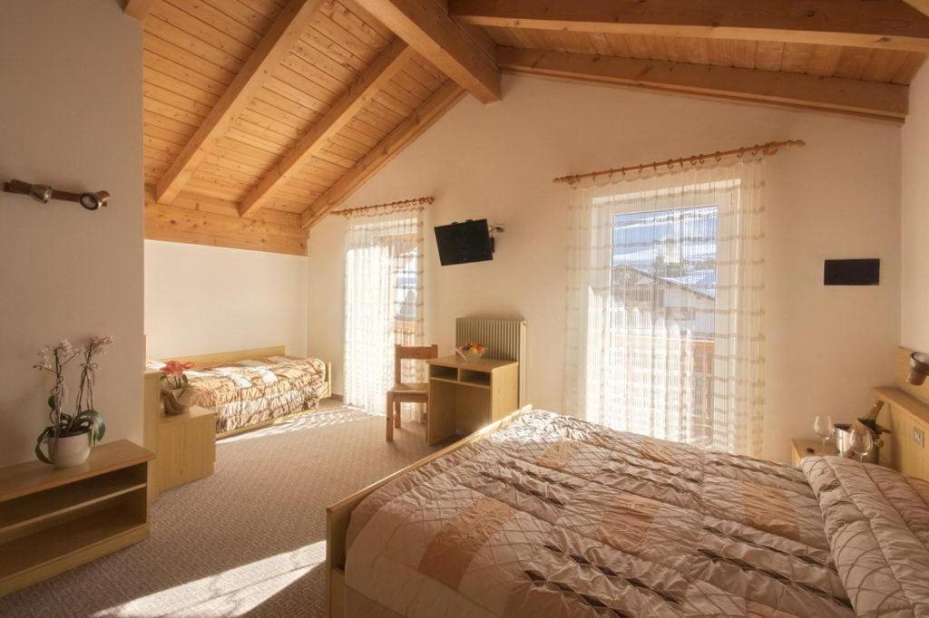 Hotel Vallechiara Moena Εξωτερικό φωτογραφία