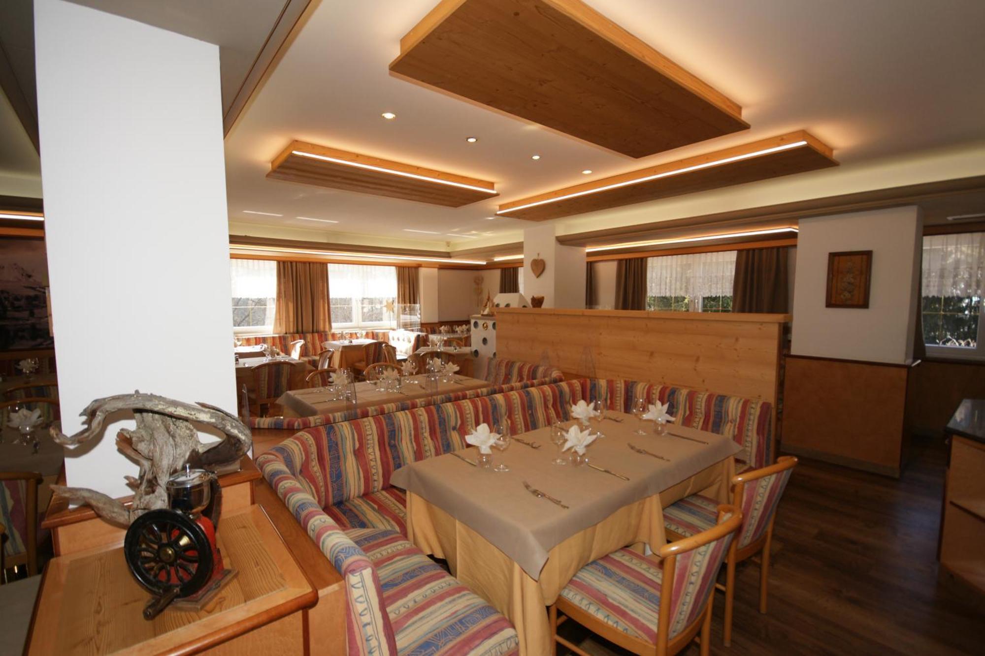 Hotel Vallechiara Moena Εξωτερικό φωτογραφία