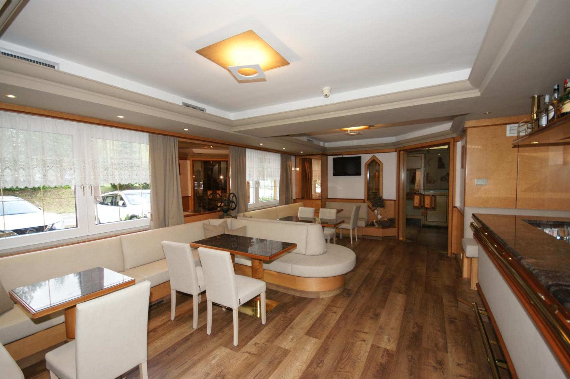 Hotel Vallechiara Moena Εξωτερικό φωτογραφία