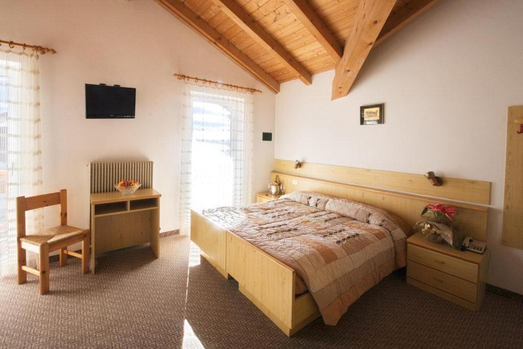 Hotel Vallechiara Moena Δωμάτιο φωτογραφία