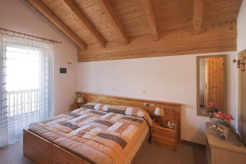 Hotel Vallechiara Moena Δωμάτιο φωτογραφία